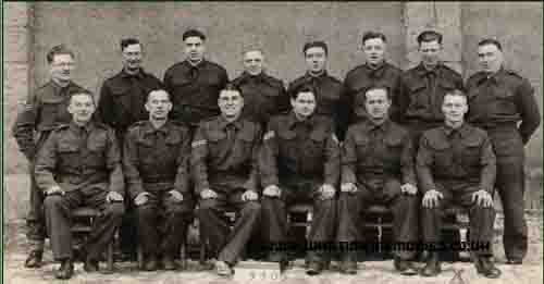 Name of the man on the back of this photo is-  Gnr. C. F. Welch 9639. William Albert George Berry is bottom left.